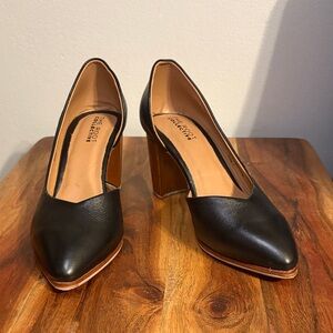 EUC Black Leather Heels : The Root Collective